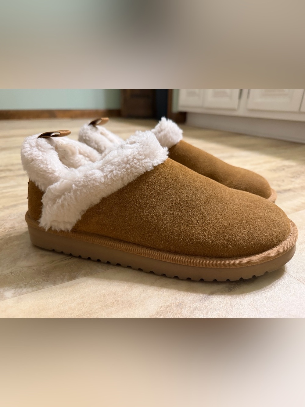 Koolaburra Ugg Cozy Faux-Suede Clog in Chestnut with Cream Shearling